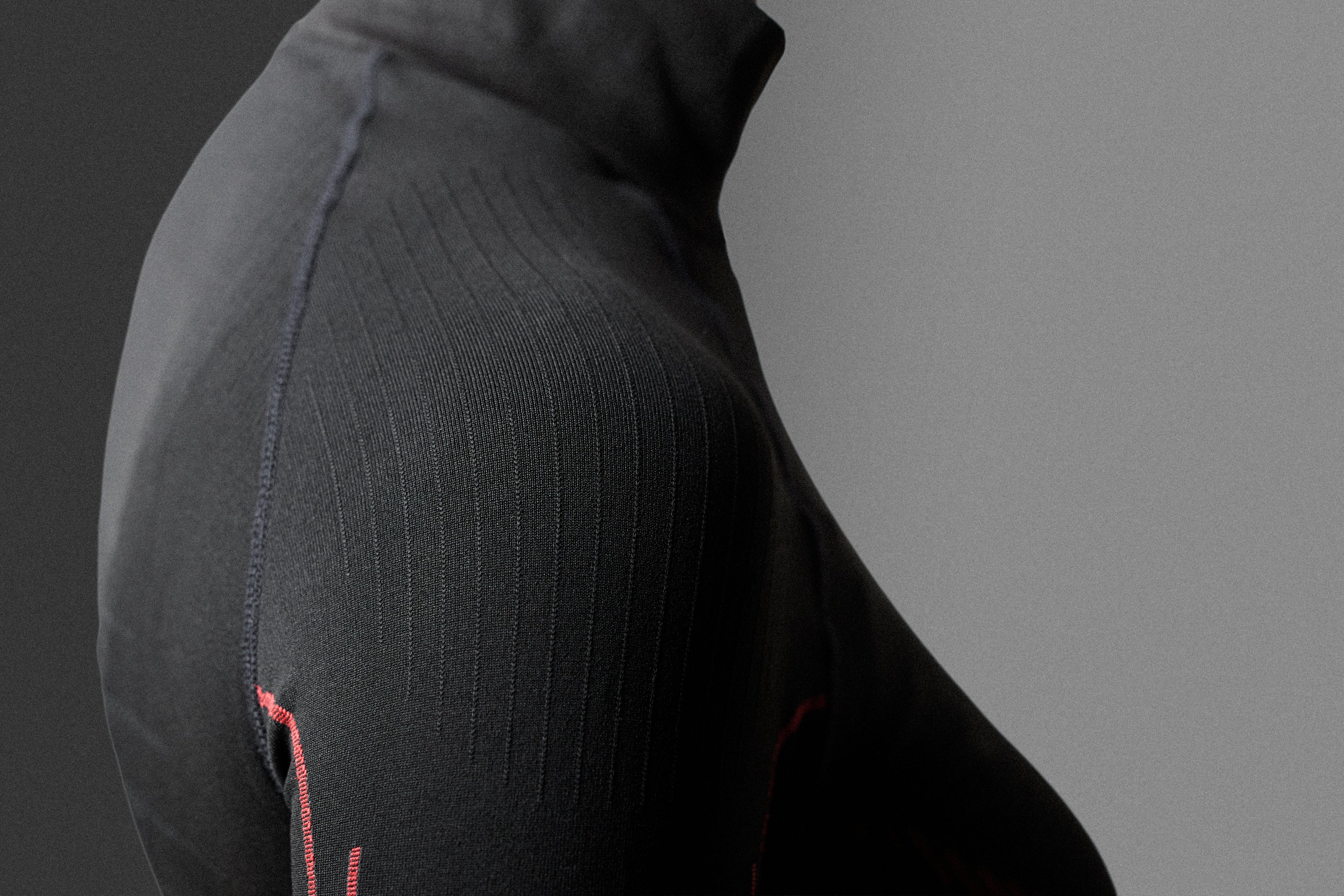 Under Shield® HERO TURTLE NECK WARM PLUS long-sleeved high-neck technical shirt